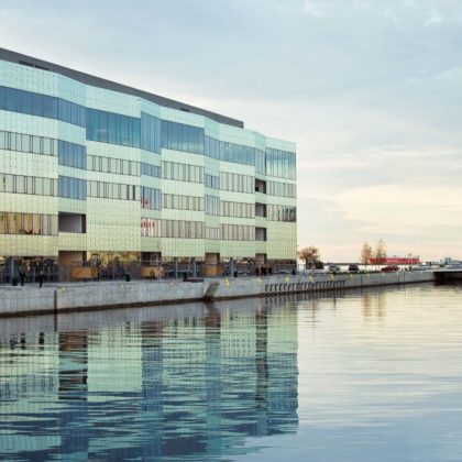 Malmö University, view by the water