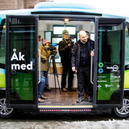 Autonomous vehicle with people